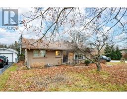 629 VICTORIA STREET - 8