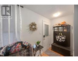 629 VICTORIA STREET - 9