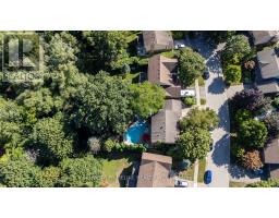 50 MERIDENE CRESCENT E - 6