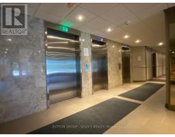 409 - 35 GREEN VALLEY DRIVE - 7