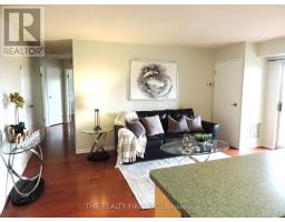 504 - 858 COMMISSIONERS ROAD E - 15