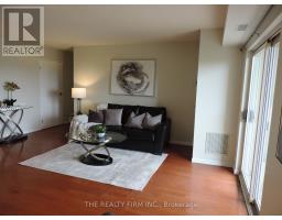 504 - 858 COMMISSIONERS ROAD E - 16