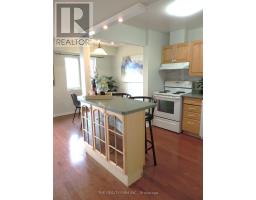 504 - 858 COMMISSIONERS ROAD E - 17