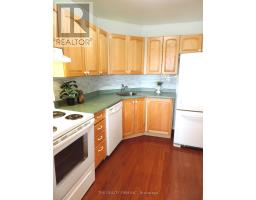 504 - 858 COMMISSIONERS ROAD E - 18