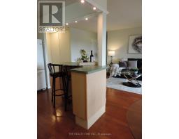 504 - 858 COMMISSIONERS ROAD E - 27