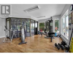 504 - 858 COMMISSIONERS ROAD E - 32