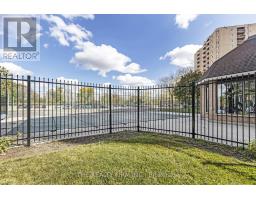 504 - 858 COMMISSIONERS ROAD E - 35