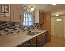 39 ST ANDREWS PLACE - 16