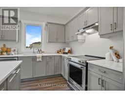 72 THE PROMENADE - 10