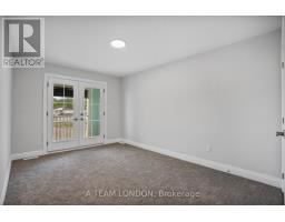 72 THE PROMENADE - 24