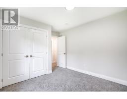 72 THE PROMENADE - 33