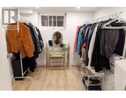 872 LOVETT STREET - 34