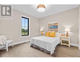 54 EAST GLEN DRIVE - 16