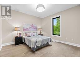 54 EAST GLEN DRIVE - 20