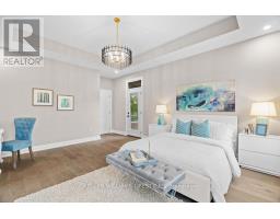 54 EAST GLEN DRIVE - 24