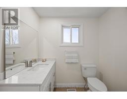 18 HAWTHORN CRESCENT - 20