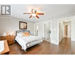 7 CIRCLEWOOD DRIVE - 26