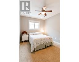 7 CIRCLEWOOD DRIVE - 33