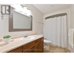 7 CIRCLEWOOD DRIVE - 34