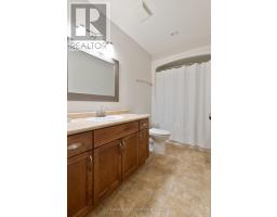 7 CIRCLEWOOD DRIVE - 36