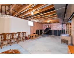 7 CIRCLEWOOD DRIVE - 42