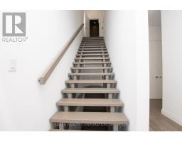 11 - 495 OAKRIDGE DRIVE - 20