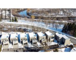 11 - 495 OAKRIDGE DRIVE - 3