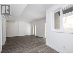 11 - 495 OAKRIDGE DRIVE - 40