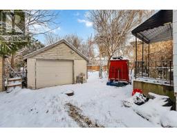 900 DUFFERIN AVENUE - 7