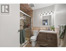 102 - 135 BASELINE ROAD W - 28