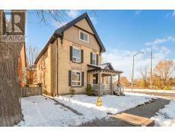 79 BEACONSFIELD AVENUE - 5