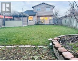 345 BANBURY CRESCENT - 44