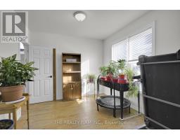 924 PRINCESS AVENUE - 21