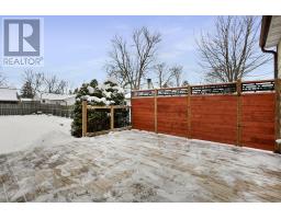 1885 CHURCHILL AVENUE - 32