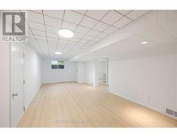 264 TROTT DRIVE - 29