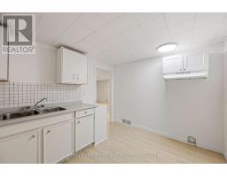 264 TROTT DRIVE - 34