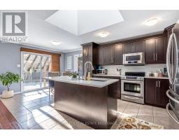 34 FIELDSTONE CRESCENT - 14