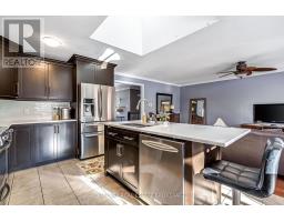 34 FIELDSTONE CRESCENT - 17