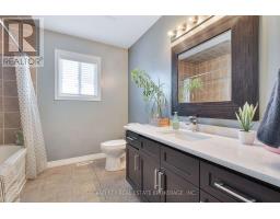 34 FIELDSTONE CRESCENT - 24