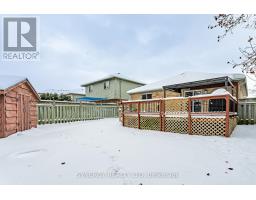 29 JUNIPER CRESCENT - 26