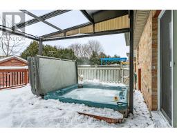 29 JUNIPER CRESCENT - 28