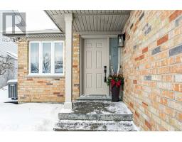 29 JUNIPER CRESCENT - 3