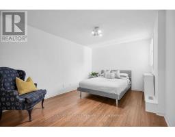 407 - 570 PROUDFOOT LANE - 16