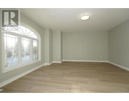 946 WHETHERFIELD STREET W - 25