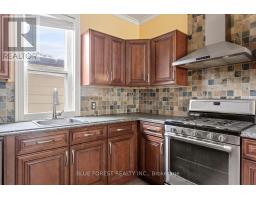 392 SPRUCE STREET - 14