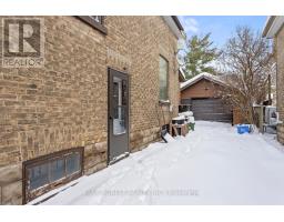 392 SPRUCE STREET - 43