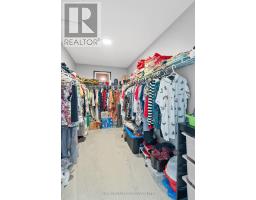 957 HOLTBY COURT - 21