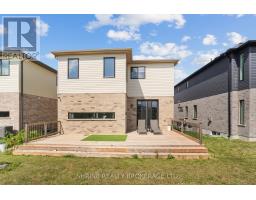 957 HOLTBY COURT - 32