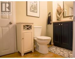 183 NANCY STREET - 13