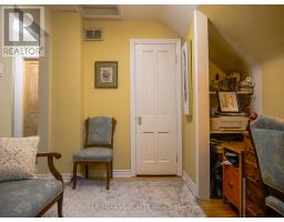 183 NANCY STREET - 35